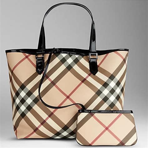 cosa deve avere borsa burberry per essere originale|Borse Burberry: mini guida su come riconoscere l'originale.